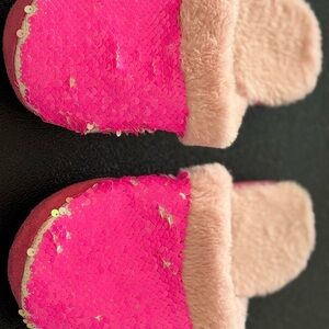 Target Brand, Pink Cozy Slippers with Fuzzy Trim, Sequin Flip, Sz L(4-5), Kid’s